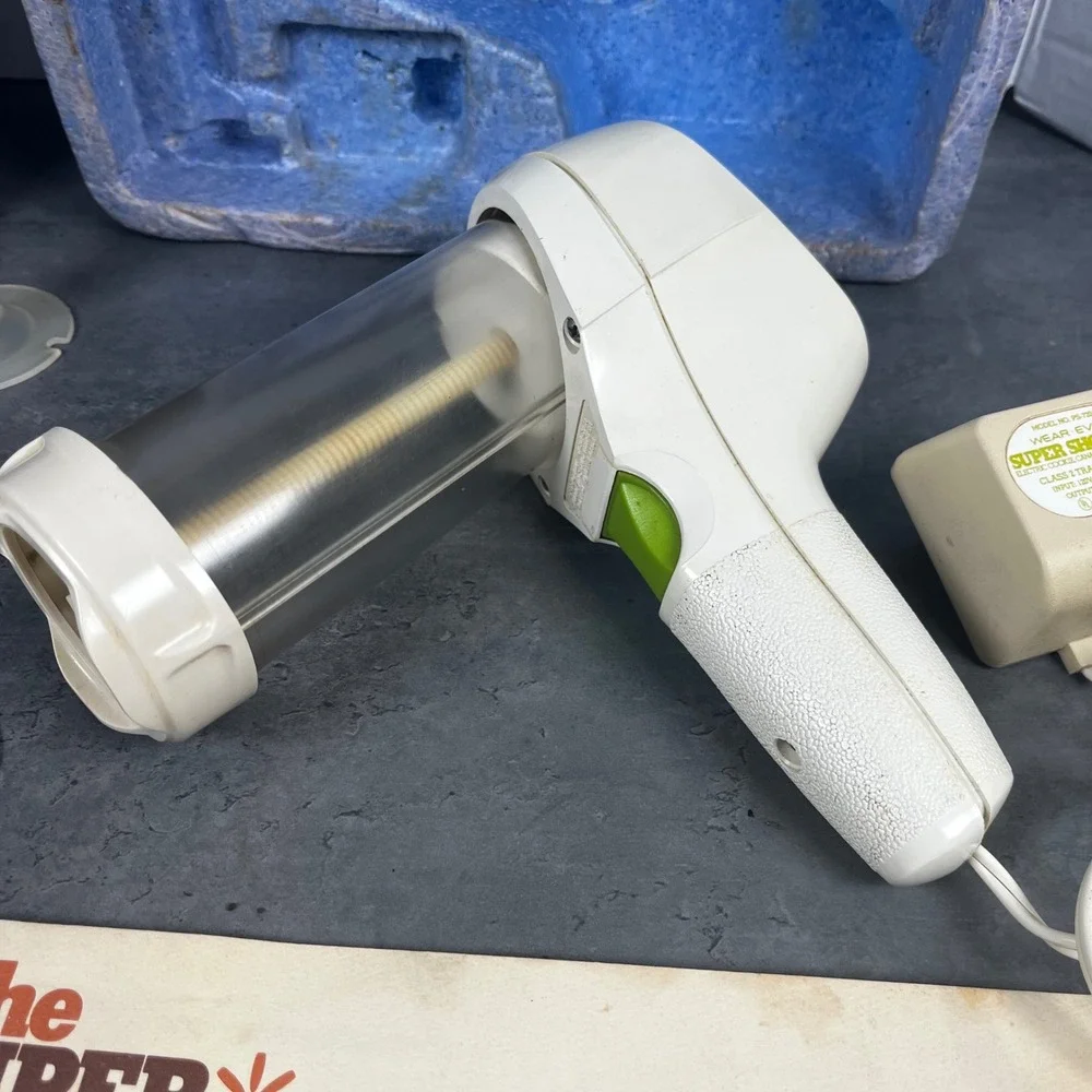 Wear-Ever Super Shooter Electric Cookie Canape Candy Maker PS-7204 Vintage Boxed